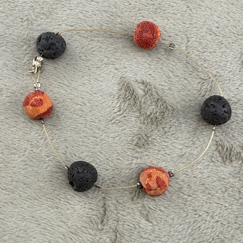 Lava Stone Beaded Bracelet Invisible Wire‎ 7"